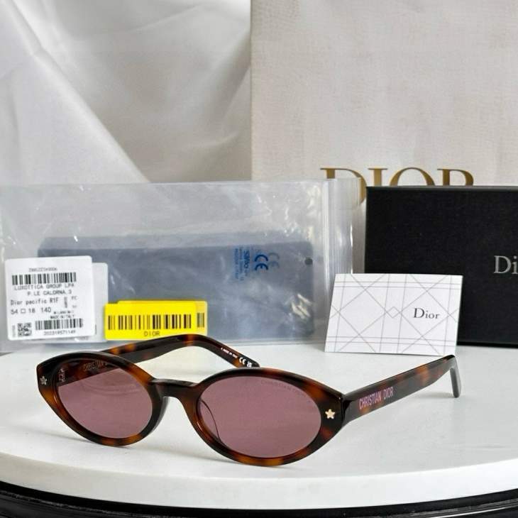Picture of Dior Sunglasses _SKUfw77709941fw